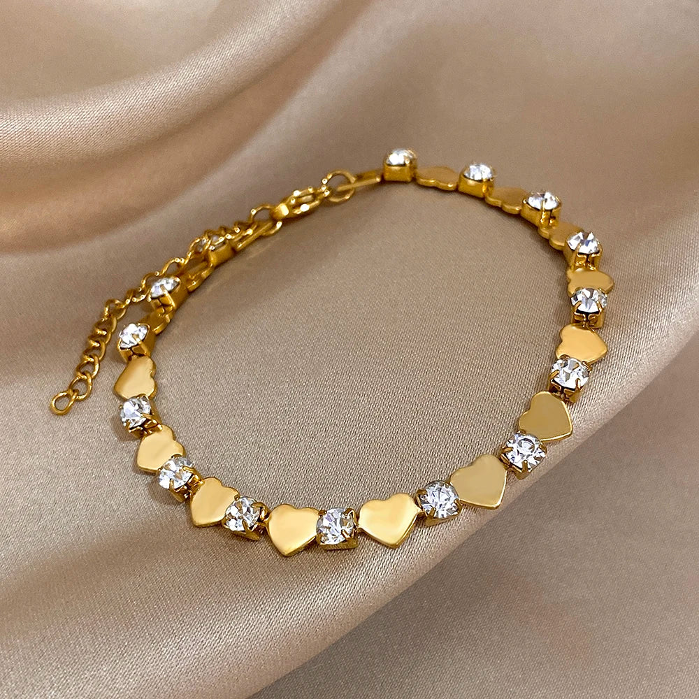 Ada Charm Chain Bracelet